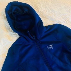 Arcteryx Kyanite hoody
